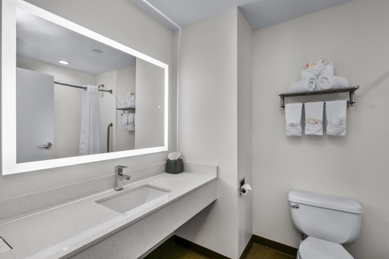 Holiday Inn Express Hotel & Suites Lucedale By Ihg Экстерьер фото